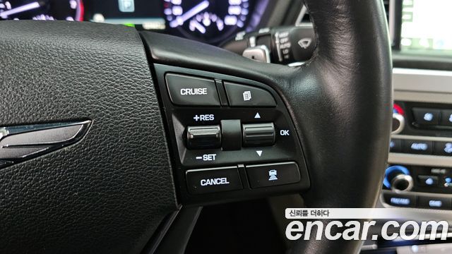 Genesis G80 2017 — photo 21
