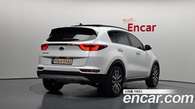 Kia Sportage 2018 — photo 2