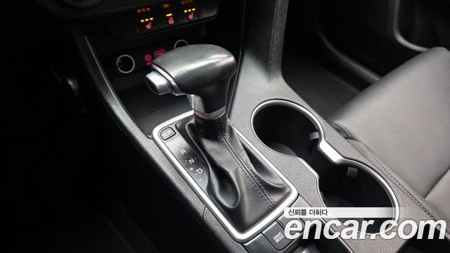 Kia Sportage 2018 — photo 12