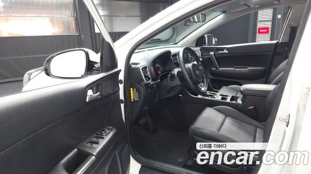 Kia Sportage 2018 — photo 13