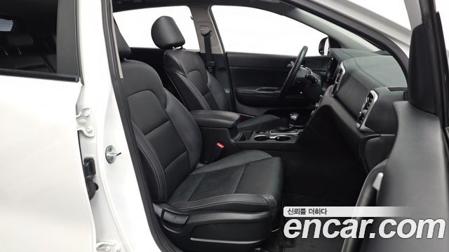 Kia Sportage 2018 — photo 17