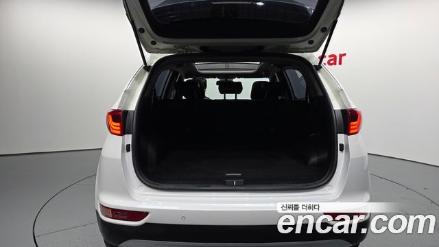 Kia Sportage 2018 — photo 26