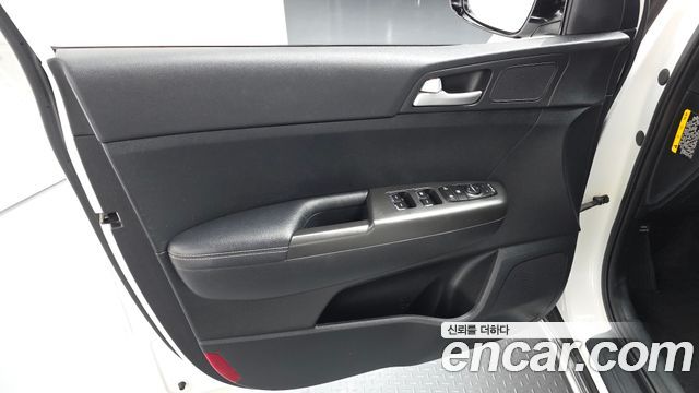 Kia Sportage 2018 — photo 14