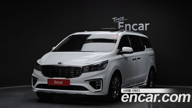 Kia Canival 2019 — photo 1