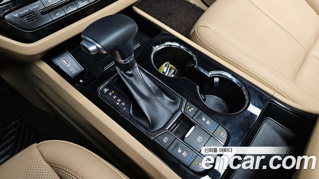 Kia Canival 2019 — photo 12