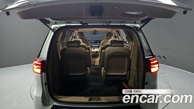 Kia Canival 2019 — photo 26
