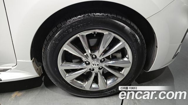 Kia Canival 2019 — photo 7