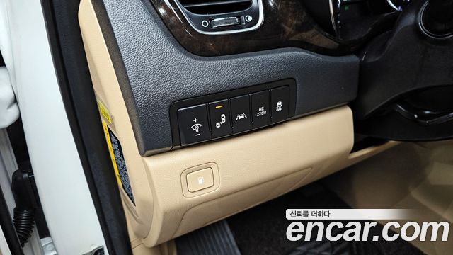 Kia Canival 2019 — photo 28