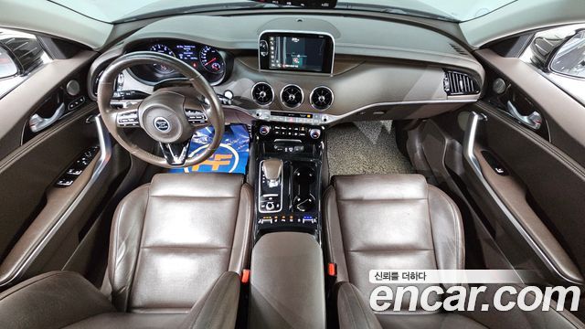 Kia Stinger 2018 — photo 7