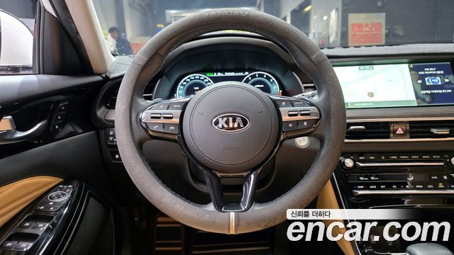 Kia K7 2020 — photo 13