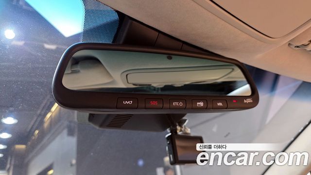 Kia K7 2020 — photo 19