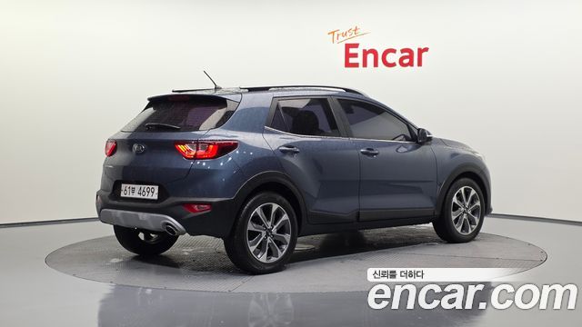 Kia Stonic 2019 — photo 2