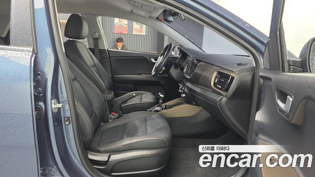 Kia Stonic 2019 — photo 17