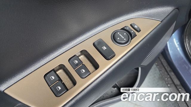 Kia Stonic 2019 — photo 23