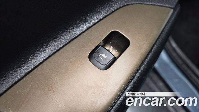 Kia Stonic 2019 — photo 28