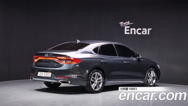 Hyundai Grandeur 2018 — photo 2
