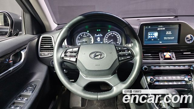 Hyundai Grandeur 2018 — photo 19