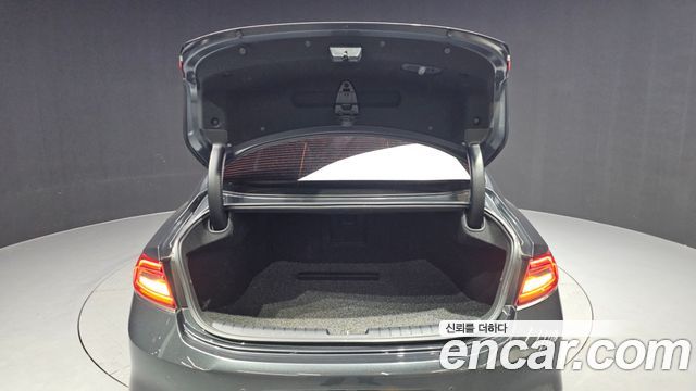Hyundai Grandeur 2018 — photo 26