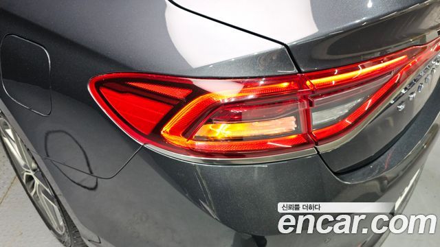 Hyundai Grandeur 2018 — photo 9
