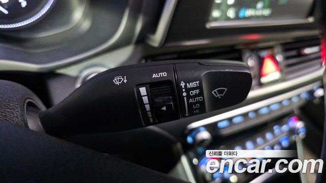 Hyundai Grandeur 2018 — photo 28