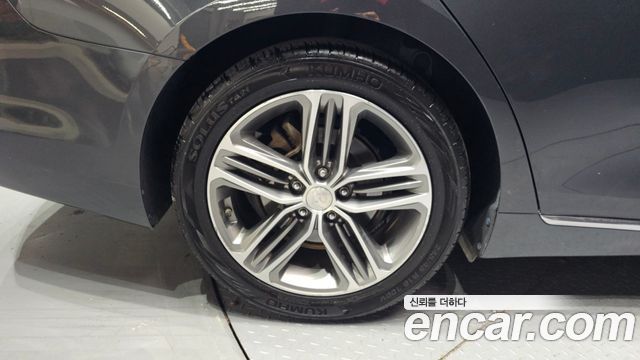 Hyundai Grandeur 2018 — photo 32