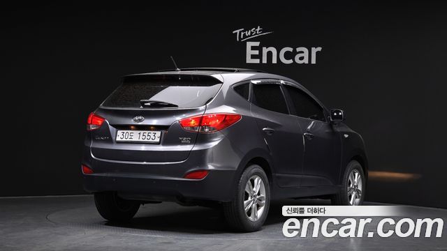 Hyundai Tucson 2010 — photo 2