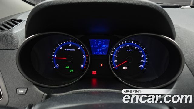 Hyundai Tucson 2010 — photo 8