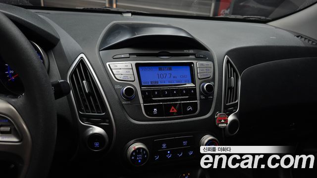 Hyundai Tucson 2010 — photo 17