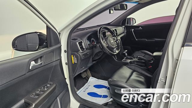 Kia Sportage 2016 — photo 10