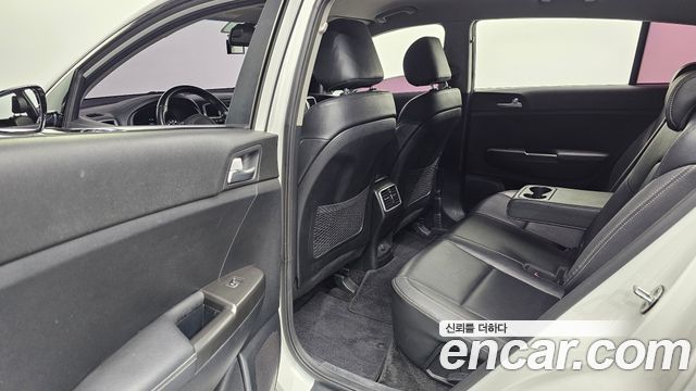 Kia Sportage 2016 — photo 11