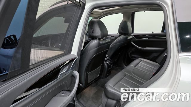 BMW X3 2019 — photo 11