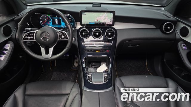 Mercedes-Benz GLC-Class 2021 — photo 10