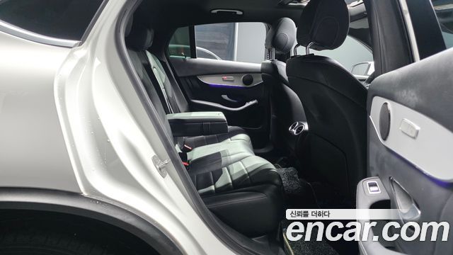 Mercedes-Benz GLC-Class 2021 — photo 17