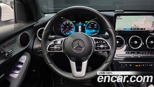Mercedes-Benz GLC-Class 2021 — photo 19