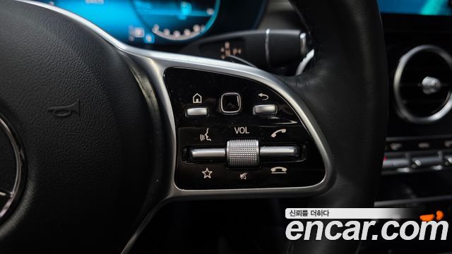 Mercedes-Benz GLC-Class 2021 — photo 32