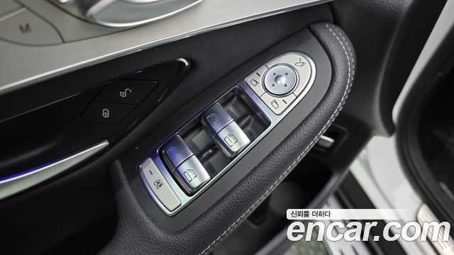 Mercedes-Benz GLC-Class 2021 — photo 33