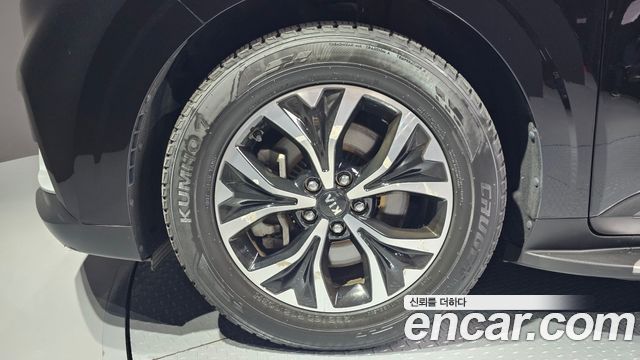 Kia Canival 2021 — photo 5