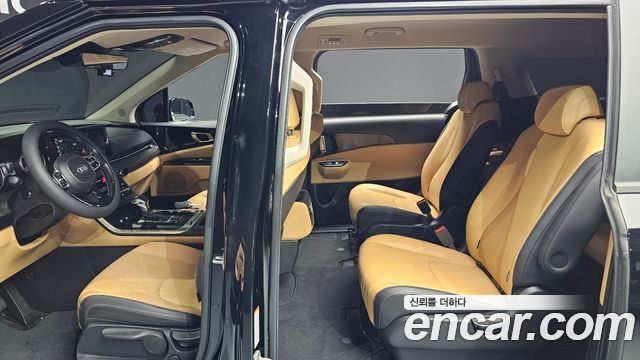 Kia Canival 2021 — photo 23