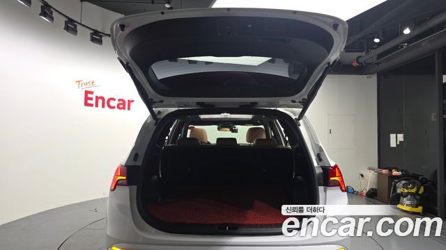 Hyundai Santafe 2021 — photo 31
