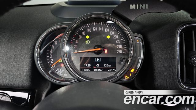 Mini Countryman 2020 — photo 8