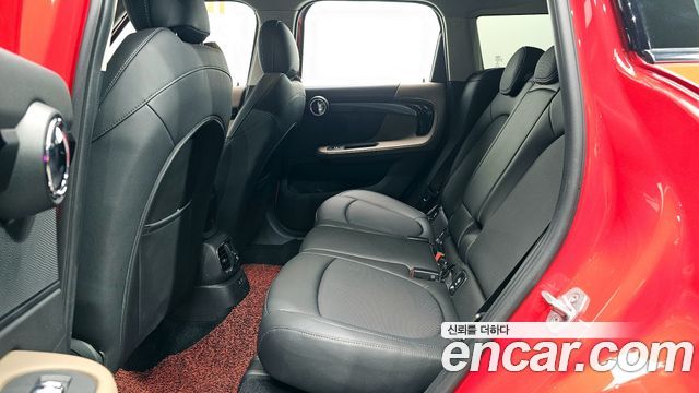 Mini Countryman 2020 — photo 12