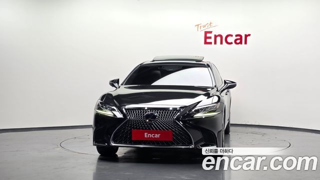 Lexus LS 2018 — photo 3
