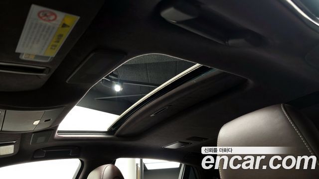 Lexus LS 2018 — photo 19