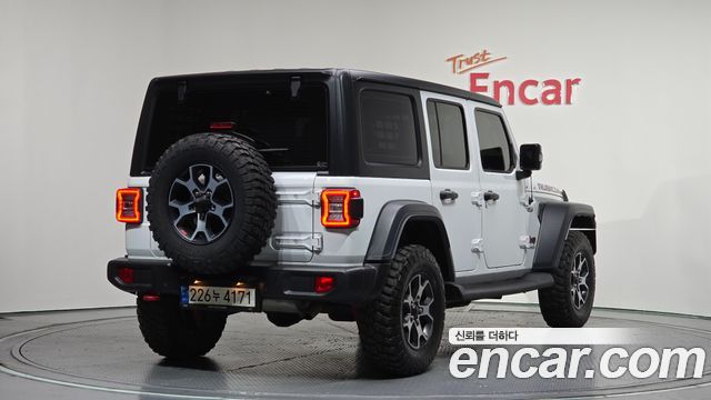 Jeep Wrangler 2021 — photo 2