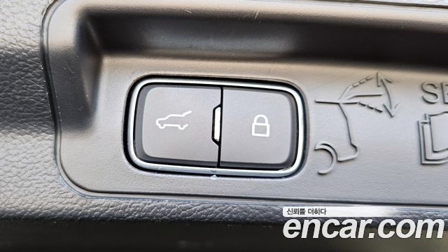 Ford Explorer 2020 — photo 26