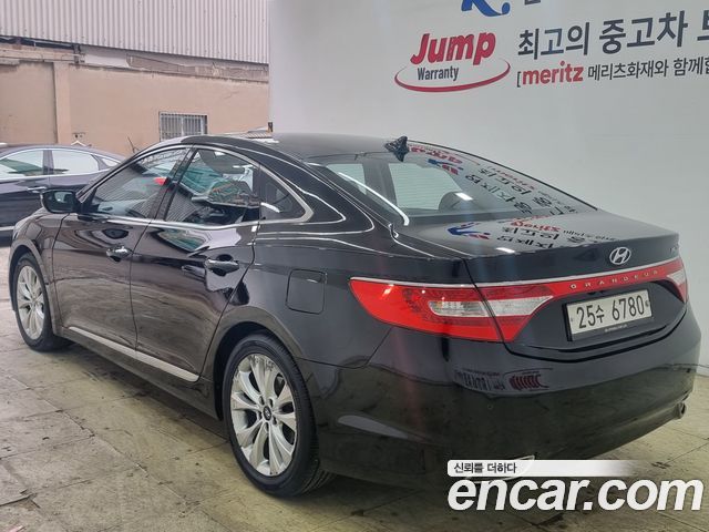 Hyundai Grandeur 2012 — photo 3