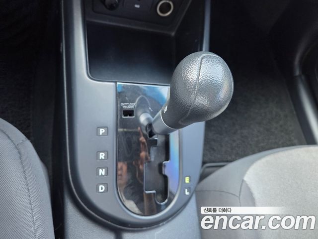 Kia Porte 2011 — photo 10