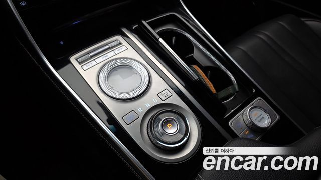 Genesis GV80 2020 — photo 9