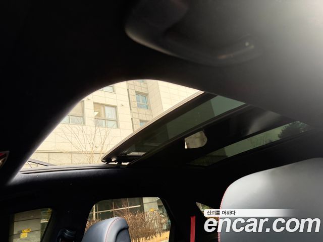 Genesis GV70 2022 — photo 14