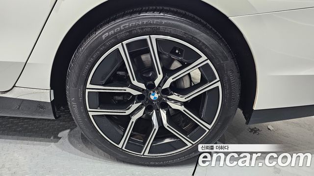 BMW 7-Series 2024 — photo 5